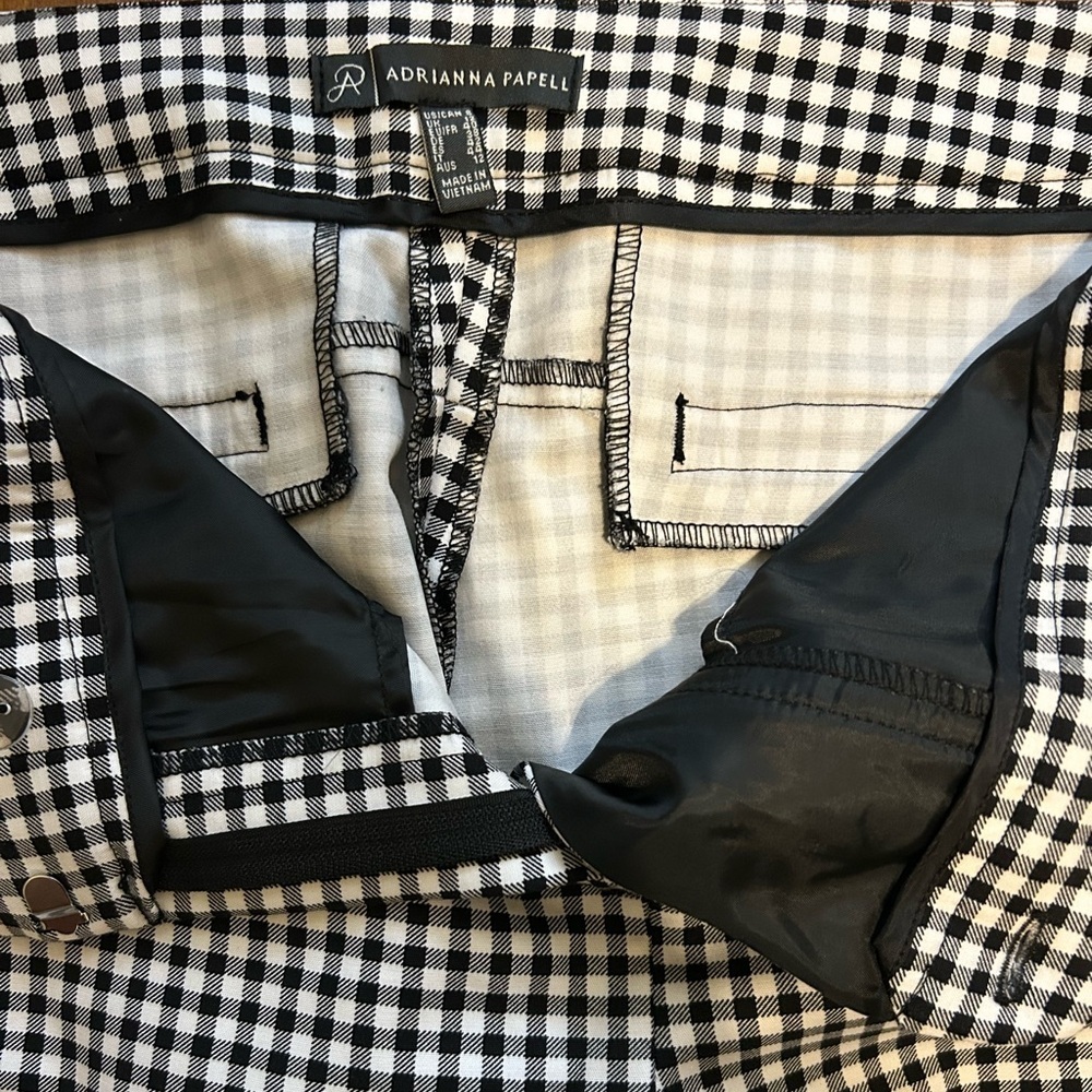 Adrianna Papell Women’s Size 8 Checkered Black and White Pants - Picture 4 of 7